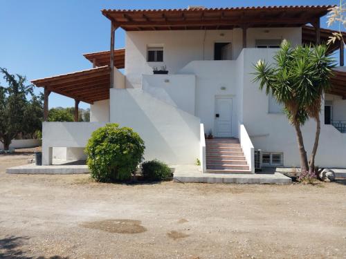 Marias Apartment — 4-Star Luxury Hotel in None, Greece