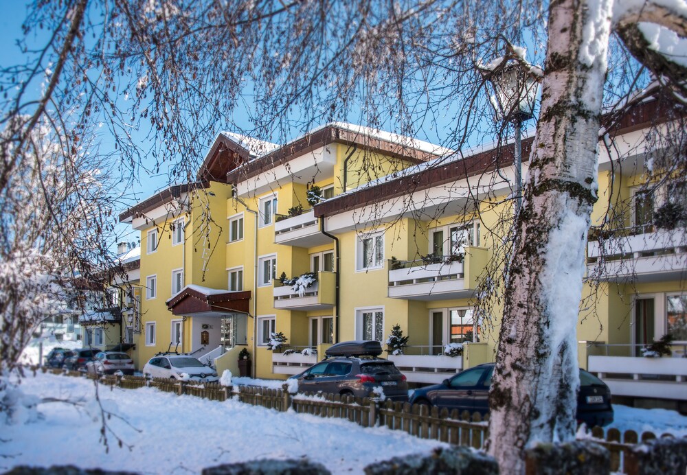 Hotel Baranci — hotel in San Candido