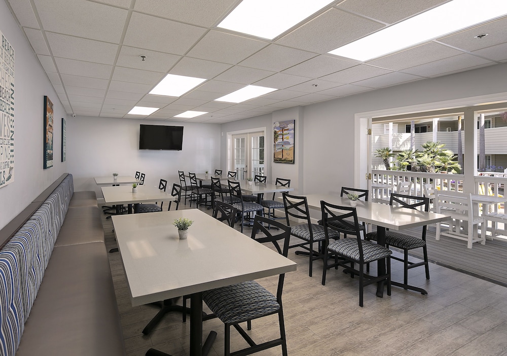 Pismo Lighthouse Suites - photo 33