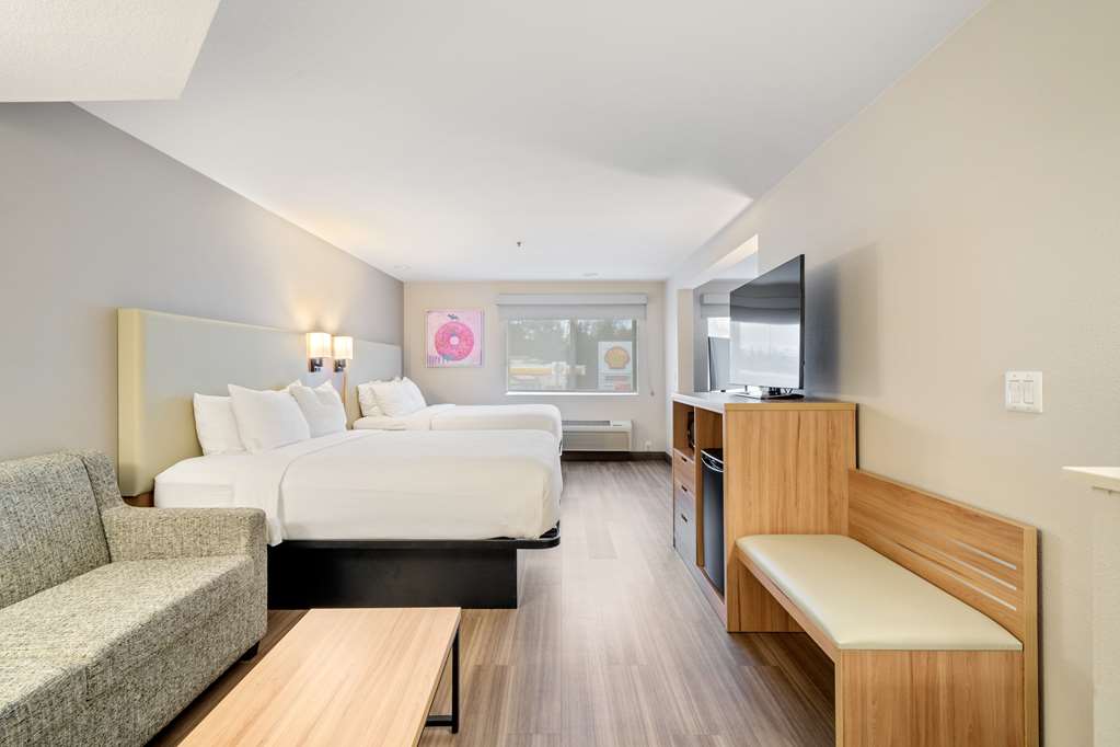 Best Western Lake Oswego Portland Hotel & Suites - photo 41