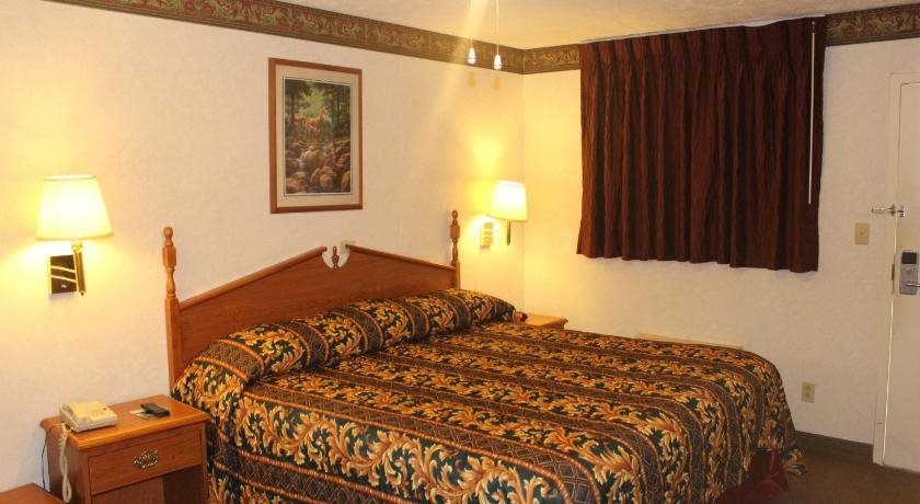 Deerfield Inn pet-friendly hotel Adamsville