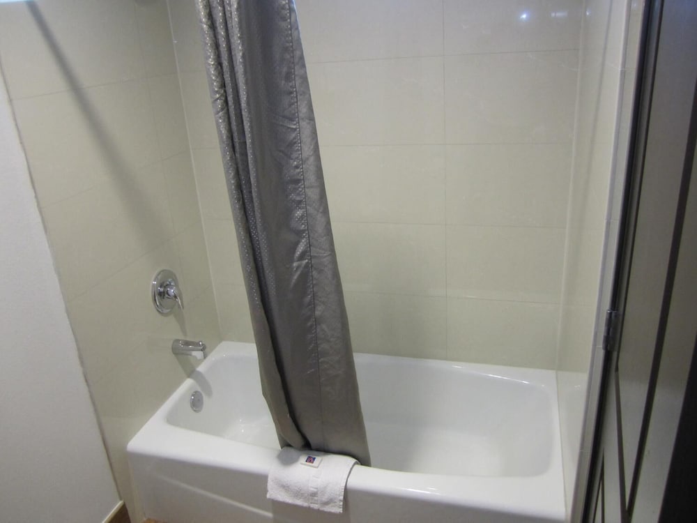Motel 6 Anaheim CA - photo 17