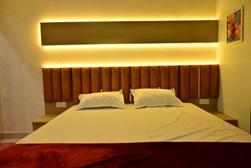 Amber Palace - carbon neutral hotel in Ajodhya
