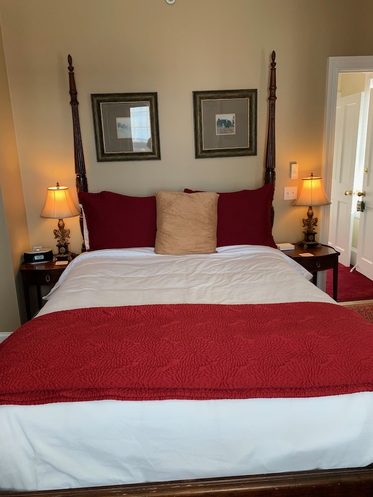Almondy Inn - photo 26