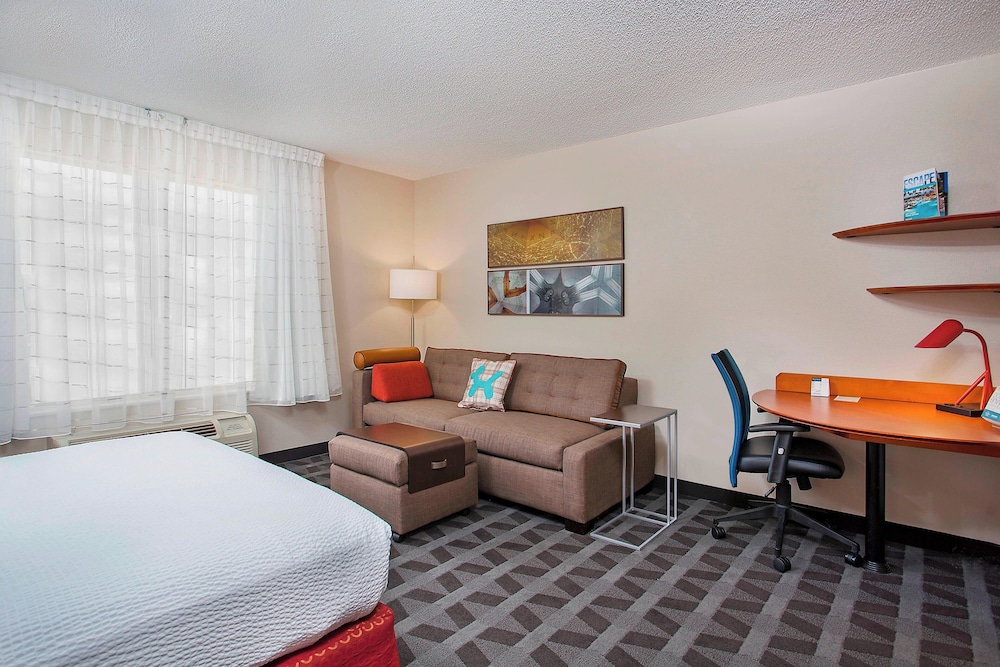TownePlace Suites by Marriott Knoxville Cedar Bluff - photo 12