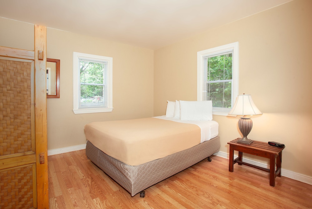 Birchcliff Resort - photo 29