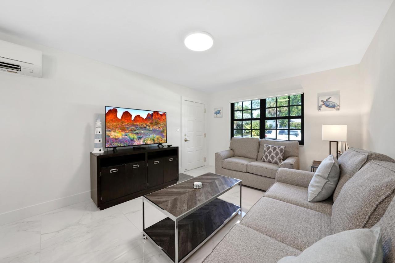 Dania Beach Unit 1 by PMI in Dania Beach, United States