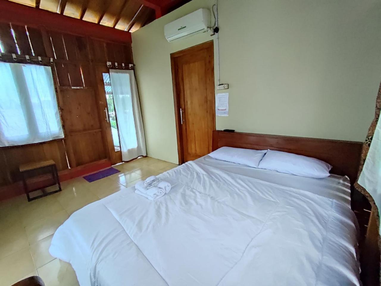Omah Joglo Sukorejo RedPartner - last minute hotel in Kendal