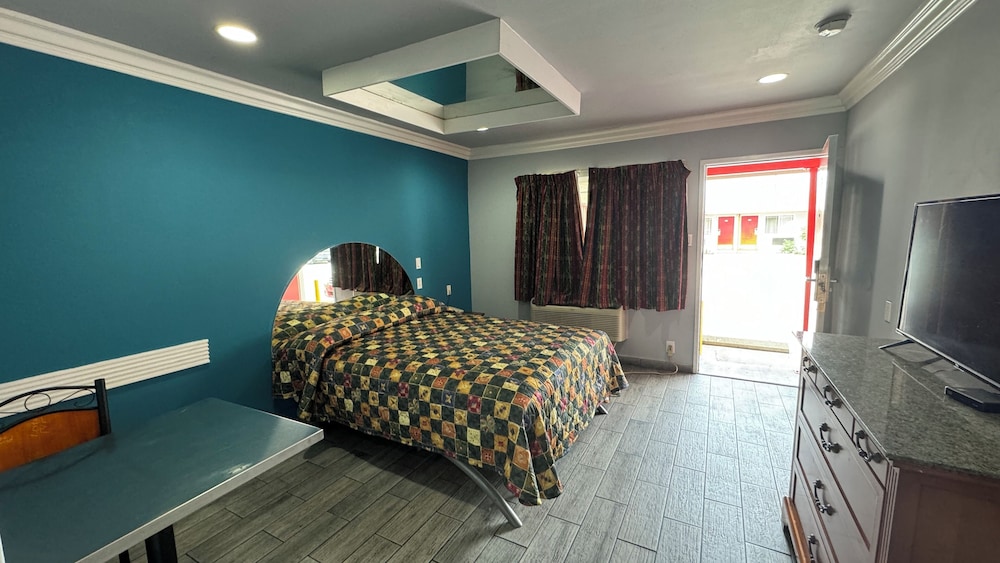 Hiland Motel - photo 10