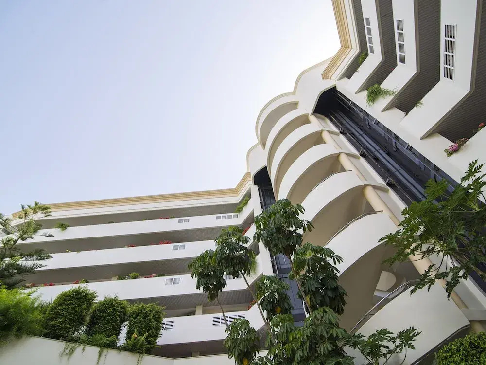 Urban Shopping Banus — 4-Star Luxury Hotel in Marbella, Spain
