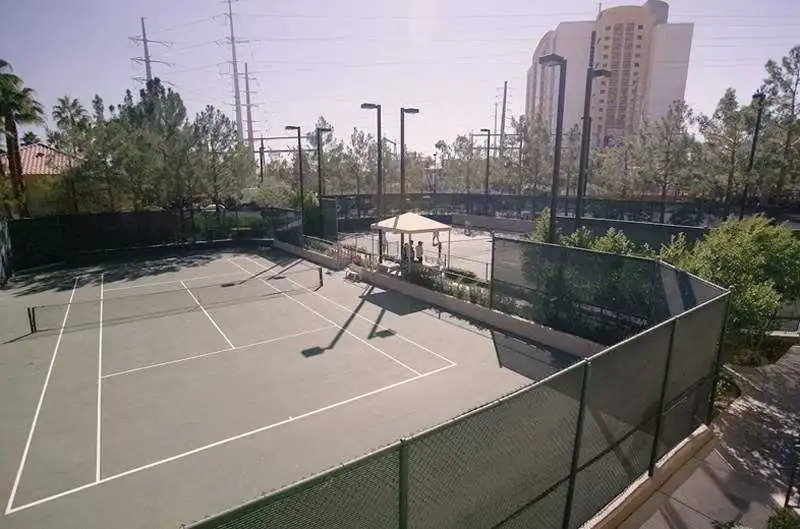 Meridian Luxury Suites - photo 30