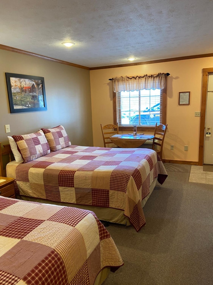 The Garrett Inn - photo 18