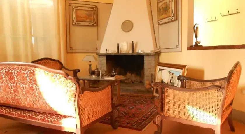 Tenuta La Valle — 4-Star Luxury Hotel in Rosignano Marittimo, Italy