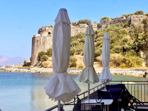 Xenios Zeus Rooms — Koroni — photo 5