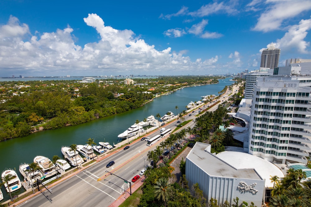 Fontainebleau Miami Beach Private Luxury Suites - photo 261