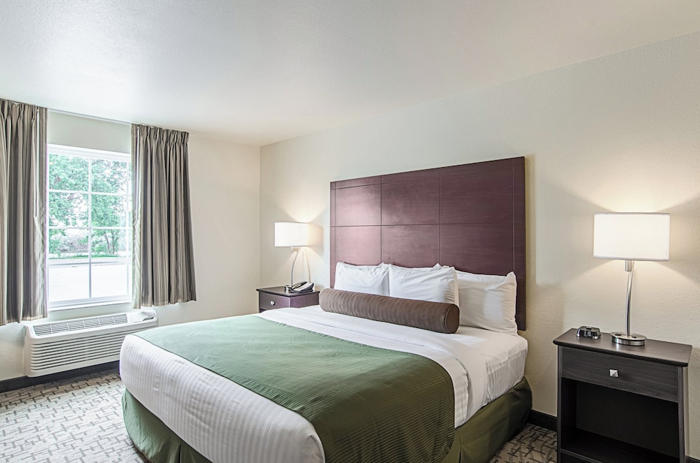 Cobblestone Inn & Suites Guernsey - photo 10