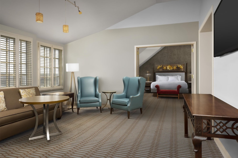 Virginia Crossings Hotel Tapestry Collection by Hilton - photo 10