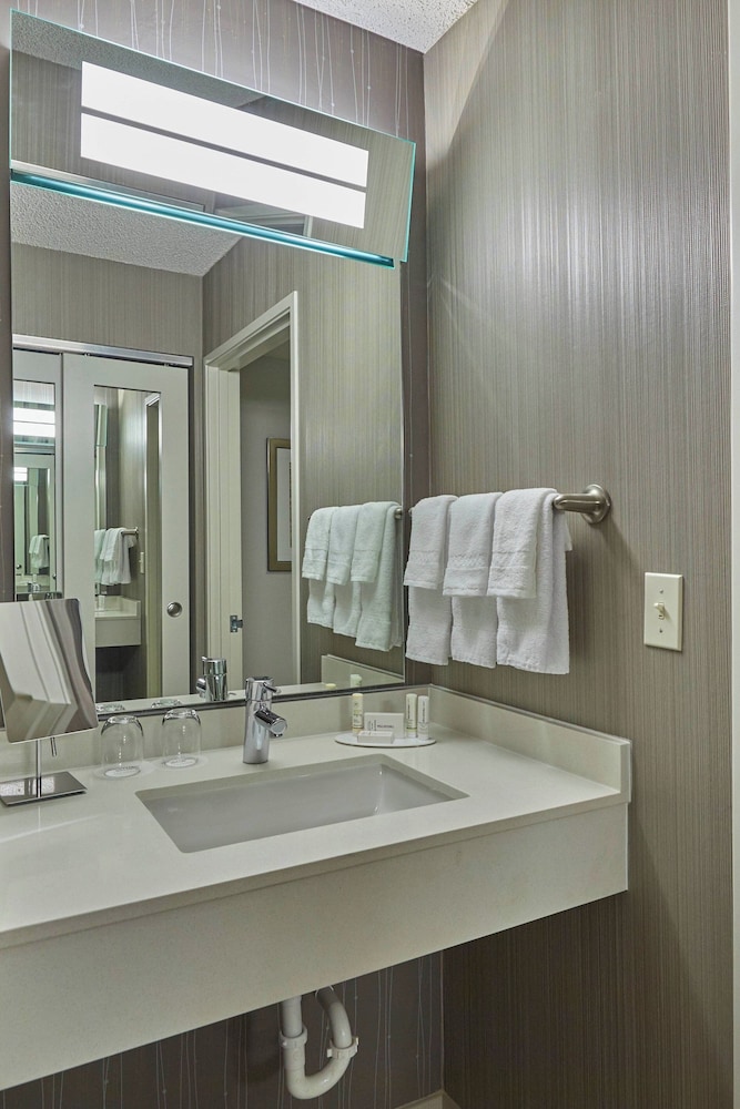 Courtyard by Marriott Eugene Springfield - photo 17