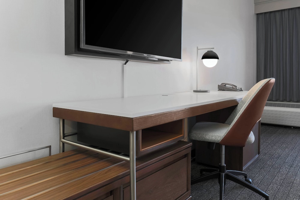 Courtyard by Marriott Tucson Airport - photo 9