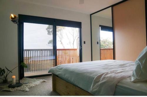 Scandinavian Beach House — 4-Star Luxury Hotel in Port Lincoln, Australia