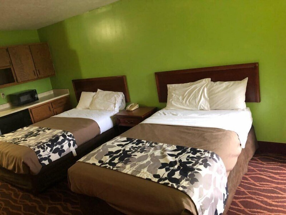 Red Roof Inn Radcliff Fort Knox - photo 3