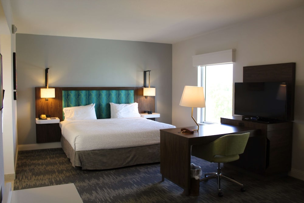 Hampton Inn & Suites Sarasota Bradenton Airport FL - photo 29