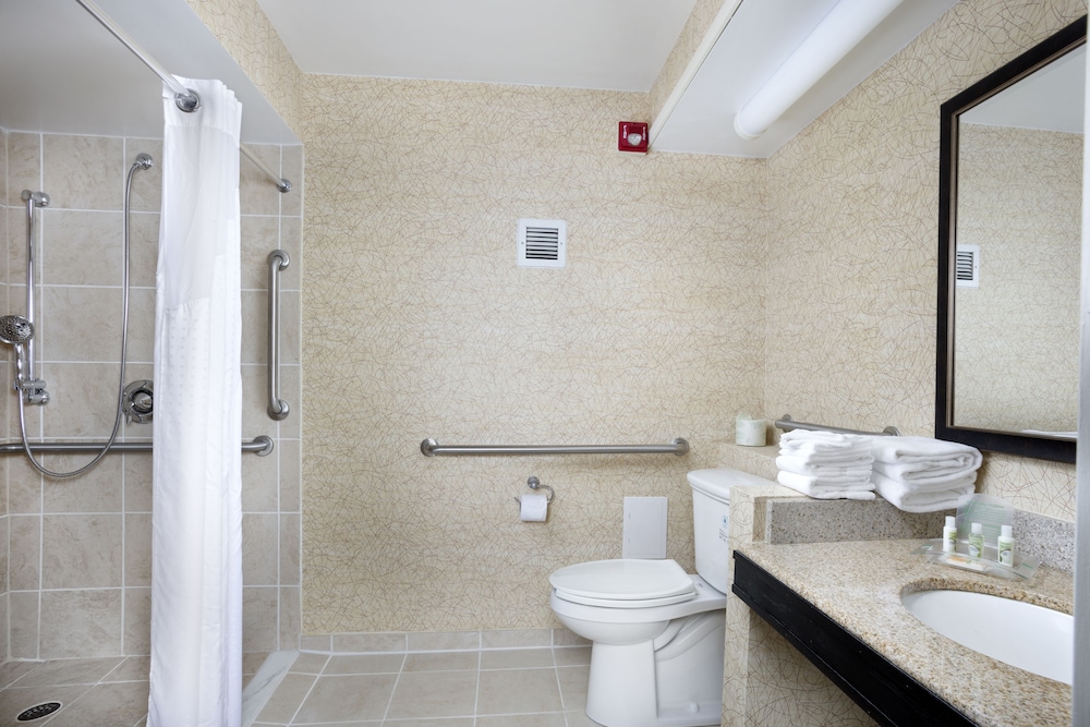 Holiday Inn by IHG - photo 14