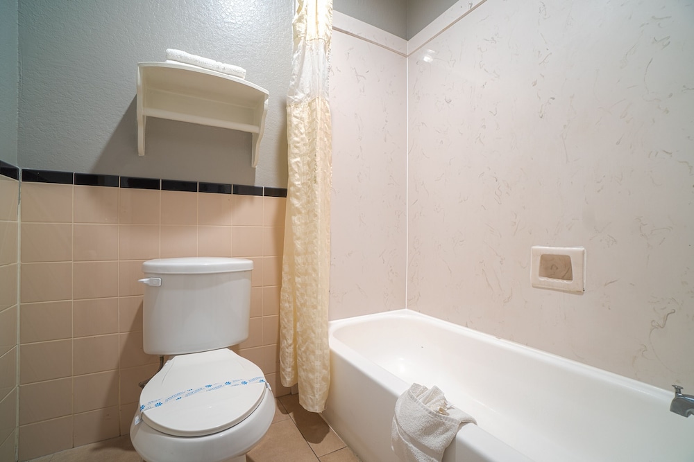 Hotel Bliss Kemah - photo 27