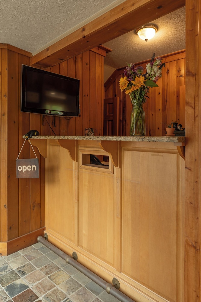 Ridgeway Inn - photo 3