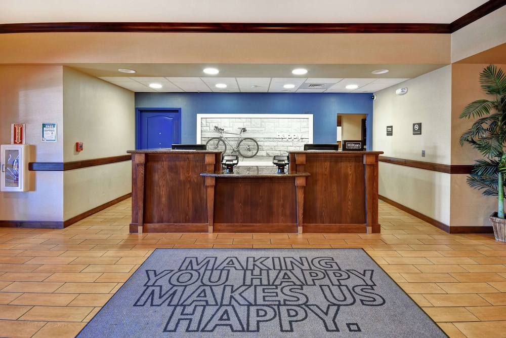 Hampton Inn & Suites Folsom - photo 5