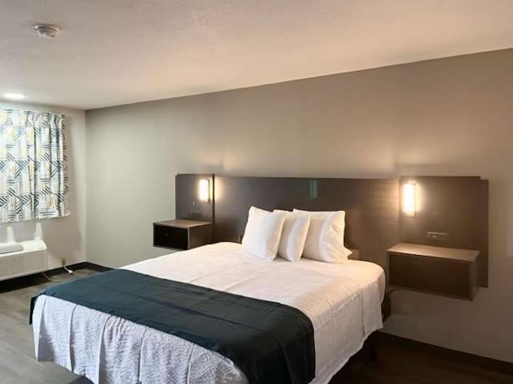 Motel 6 Sandersville GA - photo 24