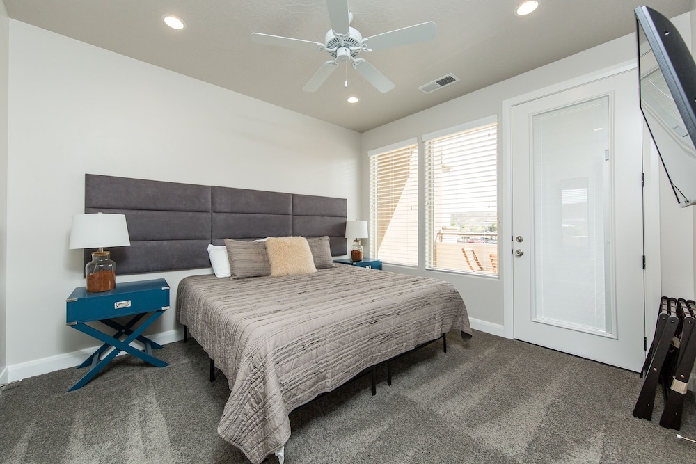 Town Center Resort - photo 108