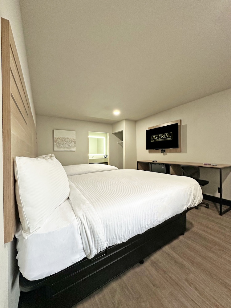 Imperial Suites Adults Only - photo 11