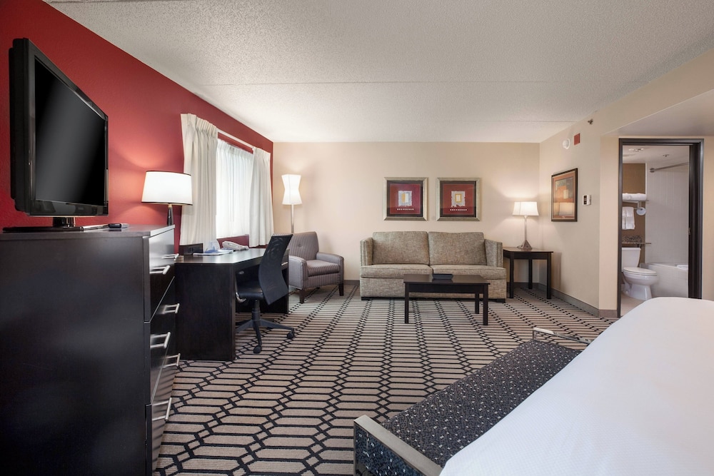 Delta Hotels by Marriott Fargo - photo 32