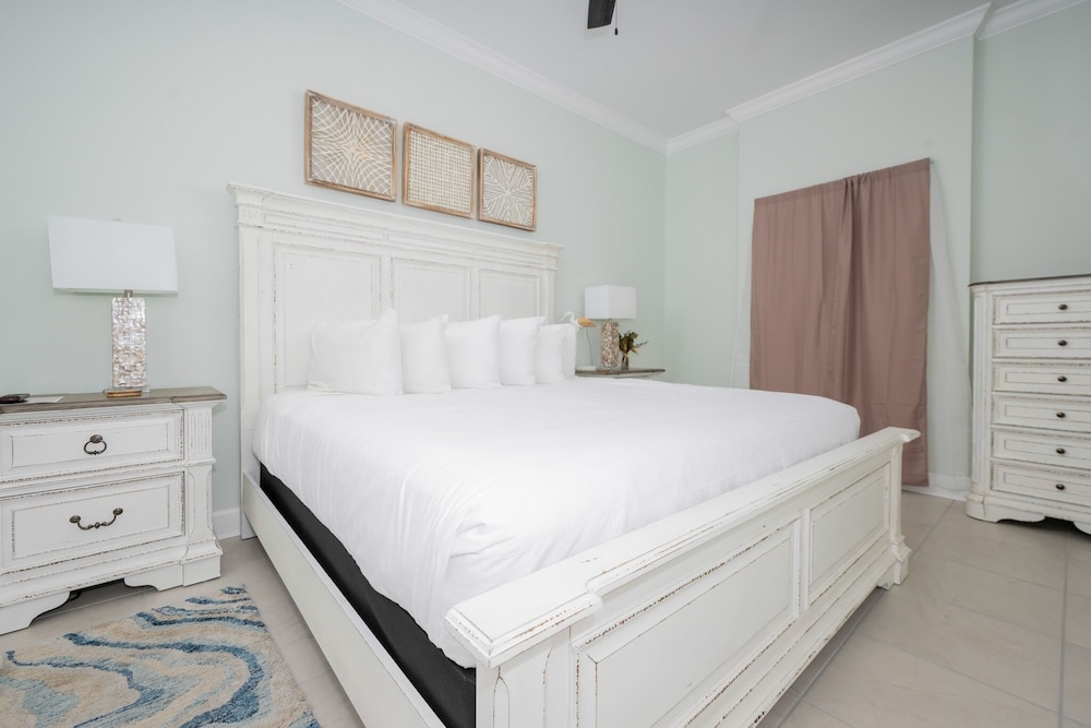 Phoenix Gulf Towers 2206 2 Bedroom Condo - photo 5