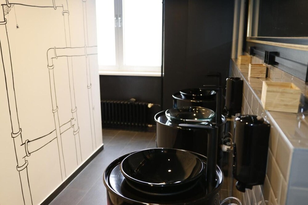 Spacious and Modern Room in Schonenberg Berlin — Berlin — photo 4