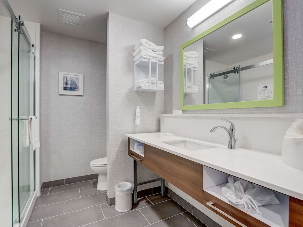 Hampton Inn and Suites by Hilton Cincinnati Midtown Rookwood - photo 57