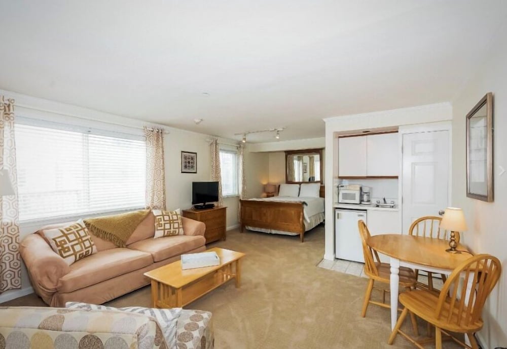 The Inn at Fairfield Beach - photo 67