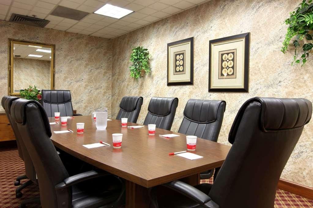 Ramada Asheville Biltmore West - photo 4