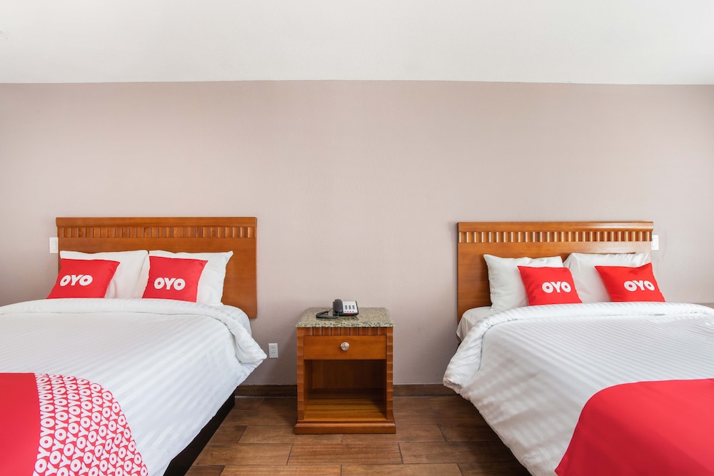 OYO Hotel Palmdale Antelope Valley - photo 10