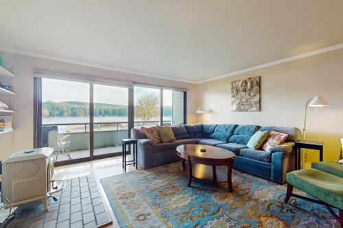 Bayfront Retreat B in Port Ludlow, United States