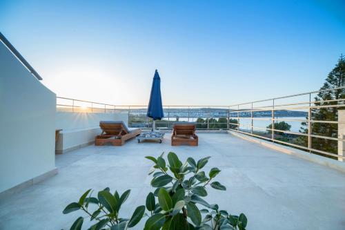 Sophia's Owl Flew Away Maisonette — 4-Star Luxury Hotel in Sitia, Greece