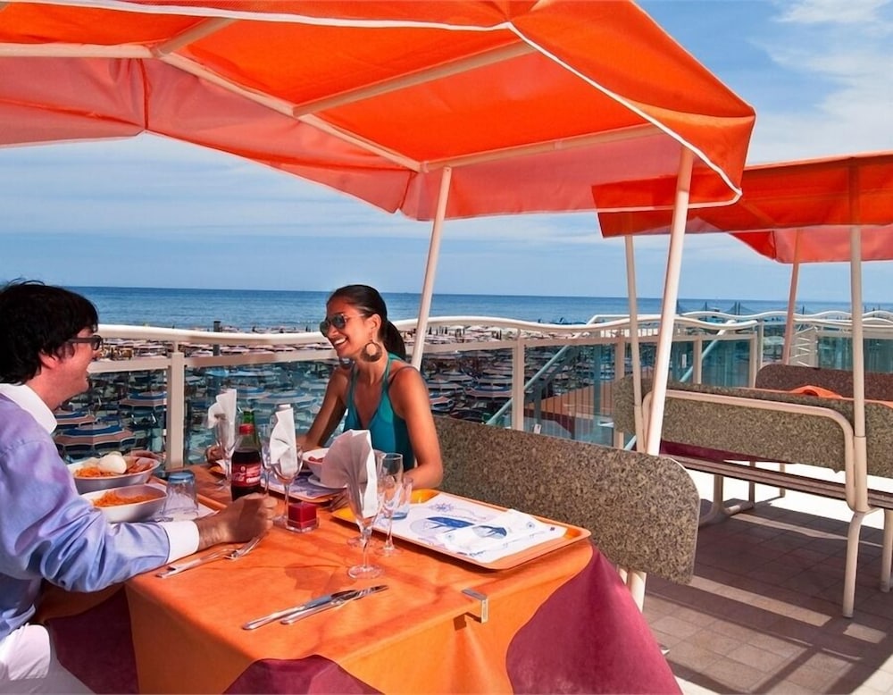 Hotel Zenith - carbon neutral hotel in Cervia