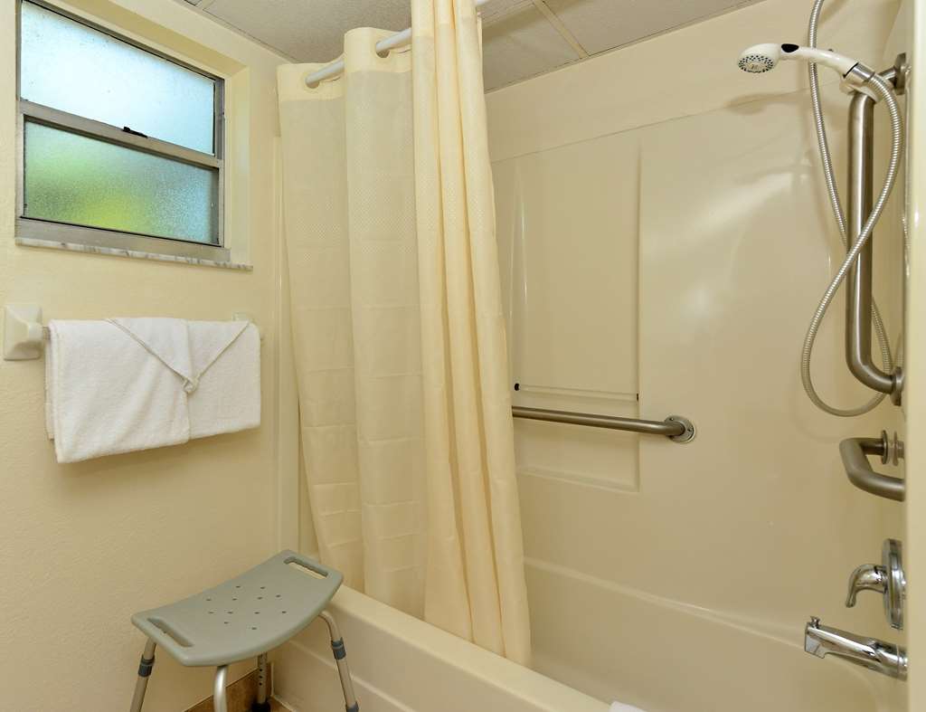 Americas Best Value Inn Bradenton Sarasota - photo 13