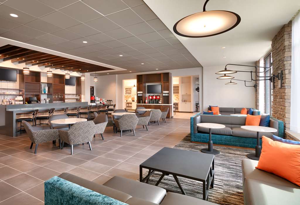 Hyatt Place Anchorage Midtown - photo 6