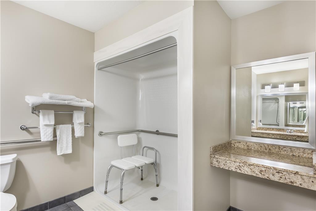 Best Western Plus Great Northern Inn - photo 36