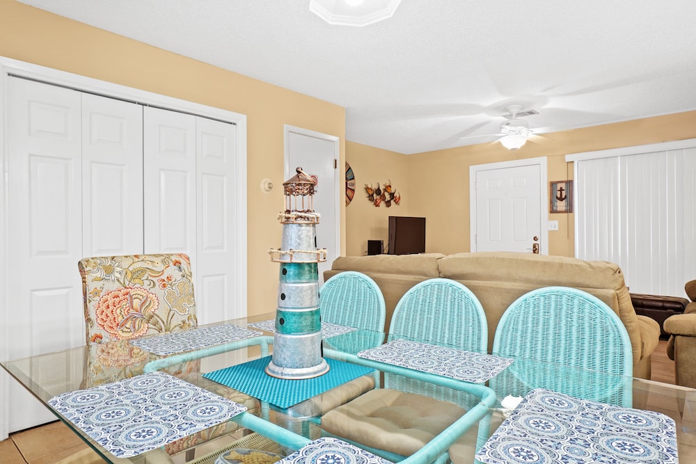 Portside Resort Pet Friendly Rentals by Panhandle Getaways - photo 20