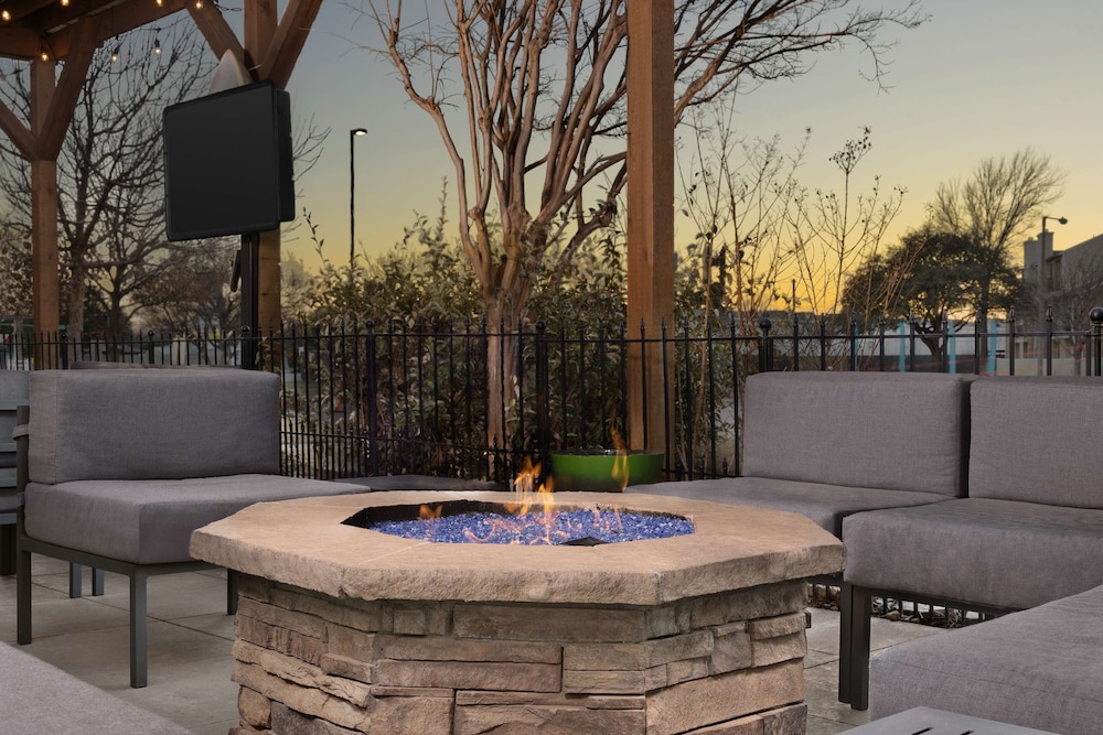 Hilton Garden Inn Abilene - photo 32