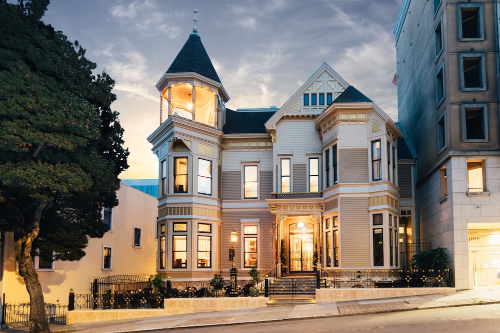 Mansion on Sutter in San Francisco, United States