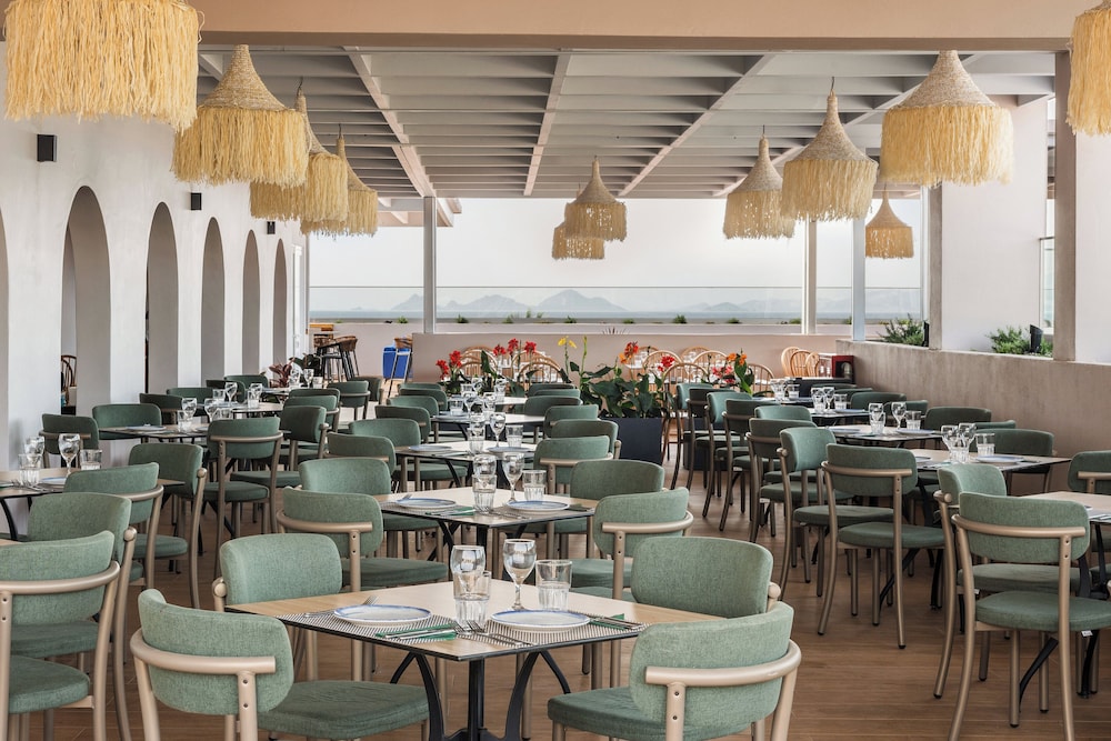 מזון ומשקאות